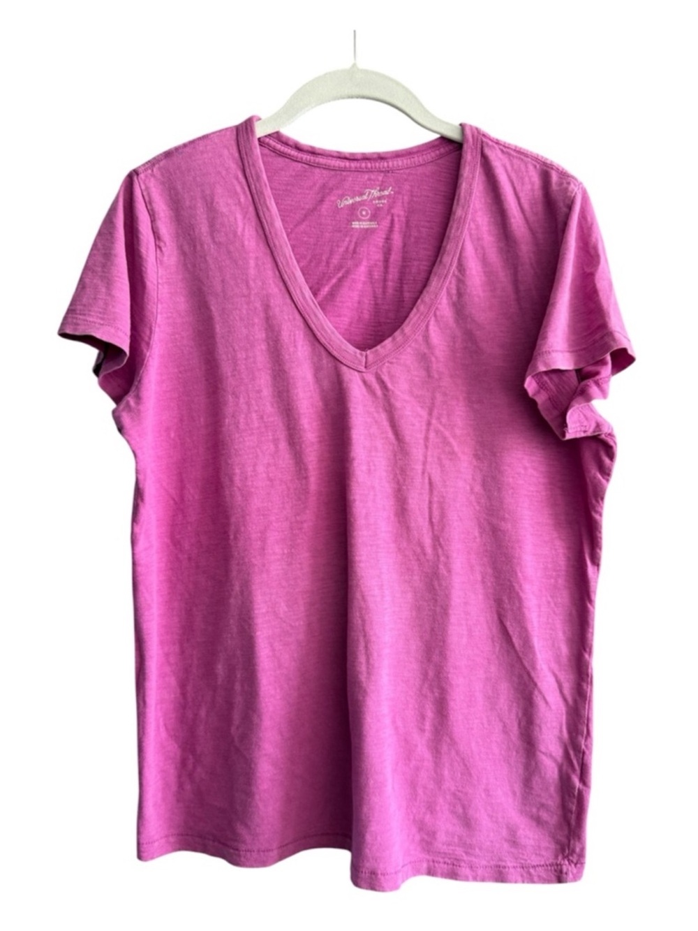 Universal Thread Short V-neck Sleeve Tee 100% Cotton Washed Fuchsia Pink Size M